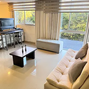 hermoso-apartamento-poblado.colombiamedellinhotels.com/